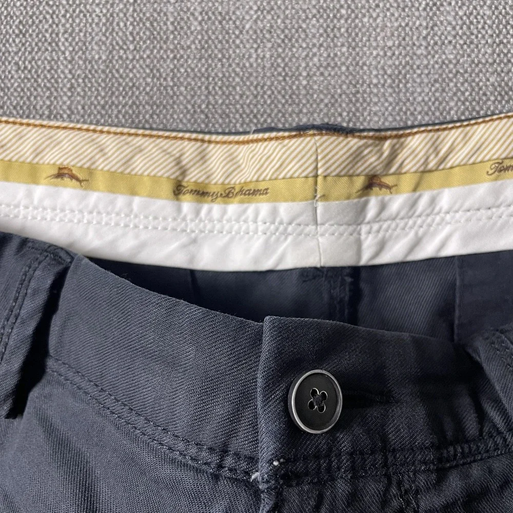 Tommy Bahama Chino Shorts Mens 35 Black Cotton Stretch Flat Front Comfortable